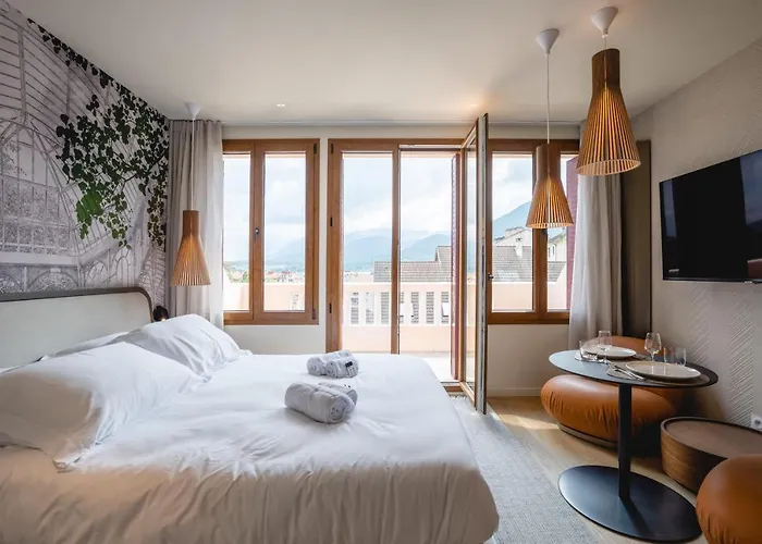 Le Nid Du Favre I - Charming With Stunning View Annecy